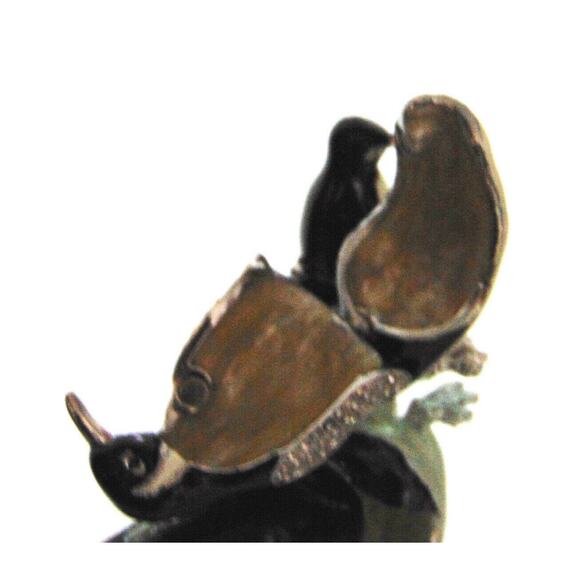 NEW Enameled Metal PENGUIN & BABY TRINKET BOX FIGURINE Austrian Crystals In Box - Picture 4 of 6